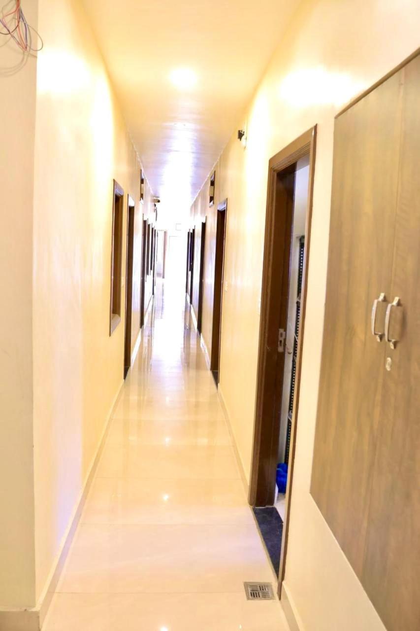Hampton Hotel - 200 Mt From Golden Temple Amritsar Exterior photo
